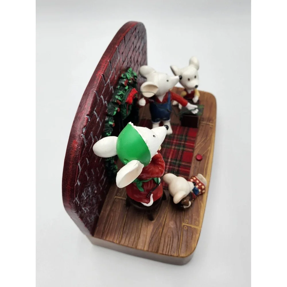 Gemmy Christmas Mice Plays Music/‎ Lights up Animation not working
